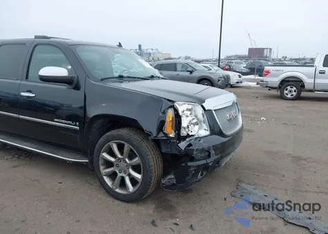 2009 GMC Yukon Xl 1500 Denali z USA, uszkodzony, nr VIN 1GKFK06229R210707